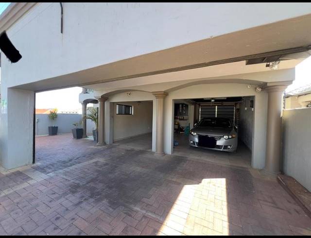 5 BEDROOM HOUSE FOR SALE IN ALVEDA